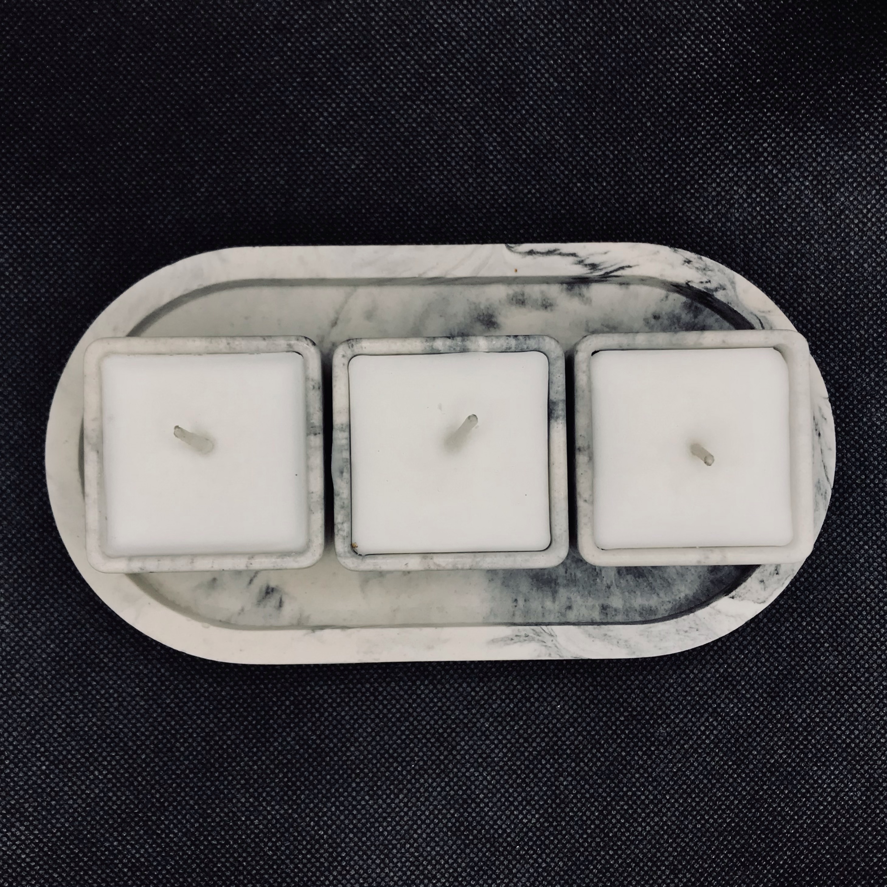 Stone Tray & 3 cube candles (50g ea)